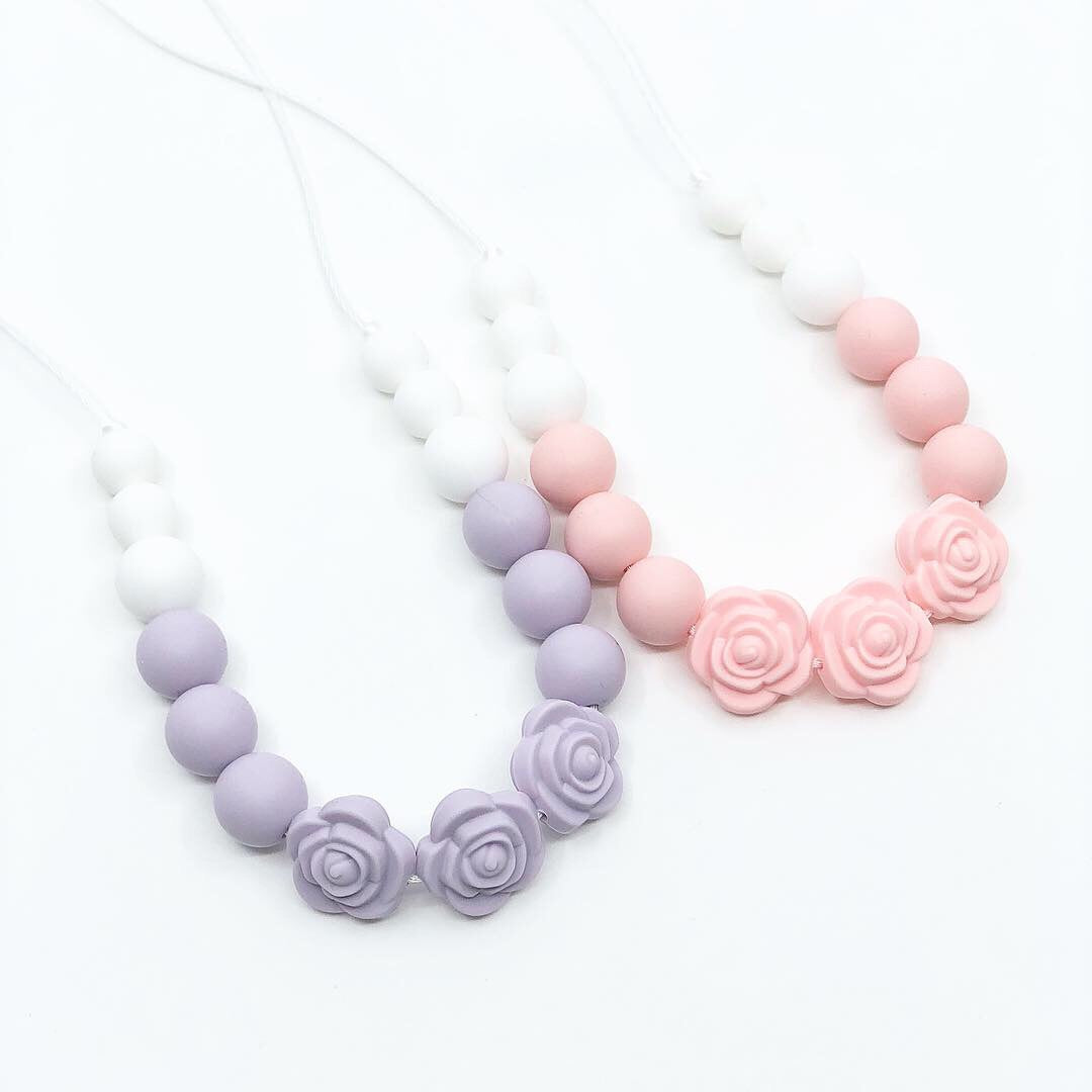 Flower necklace clearance for little girl